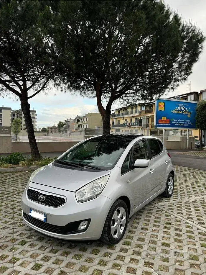 Usata Kia Venga 90 CV (66 kW) 2013 Utilitaria