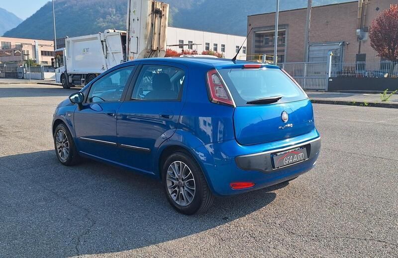 Usata Fiat Punto Evo Dynamic 75 CV (55 kW) 2011 Blu Utilitaria