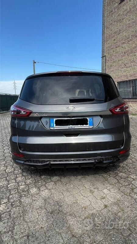 Usata Ford S-MAX S 150 CV (110 kW) 2017 Grigio Monovolume