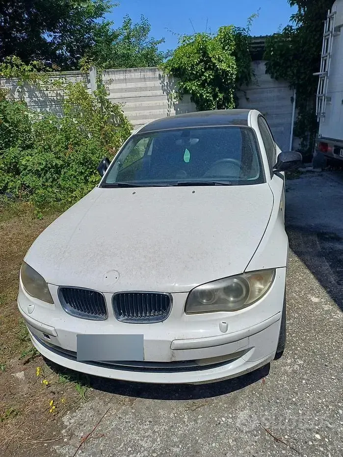 Usata BMW 116 116 CV (85 kW) 2010 Bianco Utilitaria
