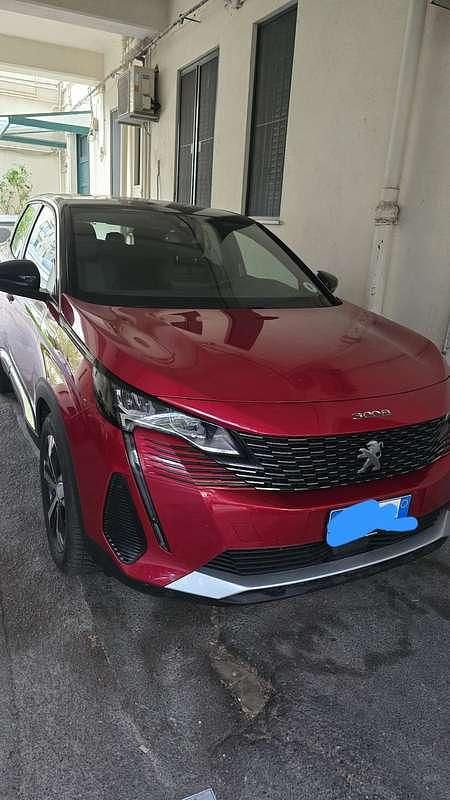 Usata Peugeot 3008 Allure 131 CV (96 kW) 2023 Rosso SUV