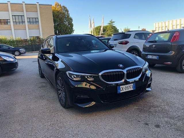 Usata BMW 330 M Sport 286 CV (210 kW) 2022 Nero Station wagon