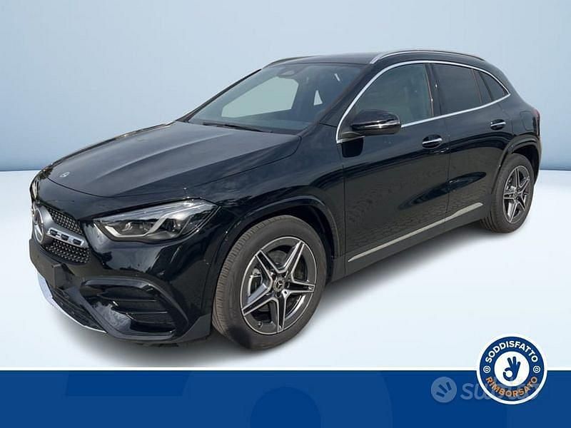 Usata Mercedes GLA200 AMG line 149 CV (109 kW) 2025 Nero SUV