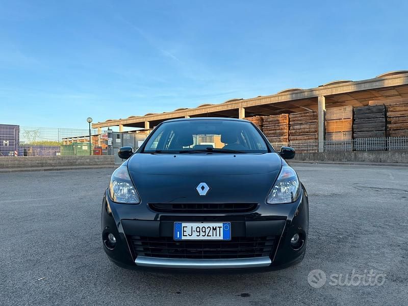 Usata Renault Clio III 2011 Nero Berlina