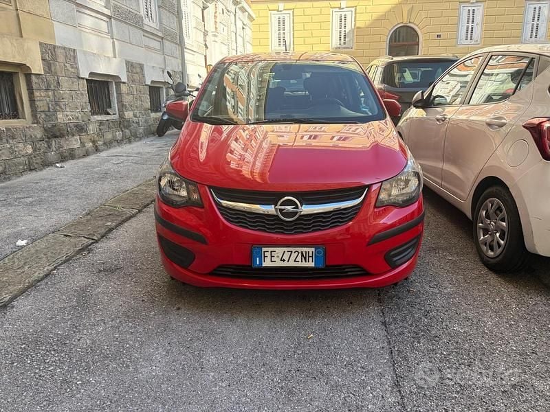 Rosso Usata 2017 Opel Karl Utilitaria | 8000 € (Buon prezzo) - Immagine 1/4