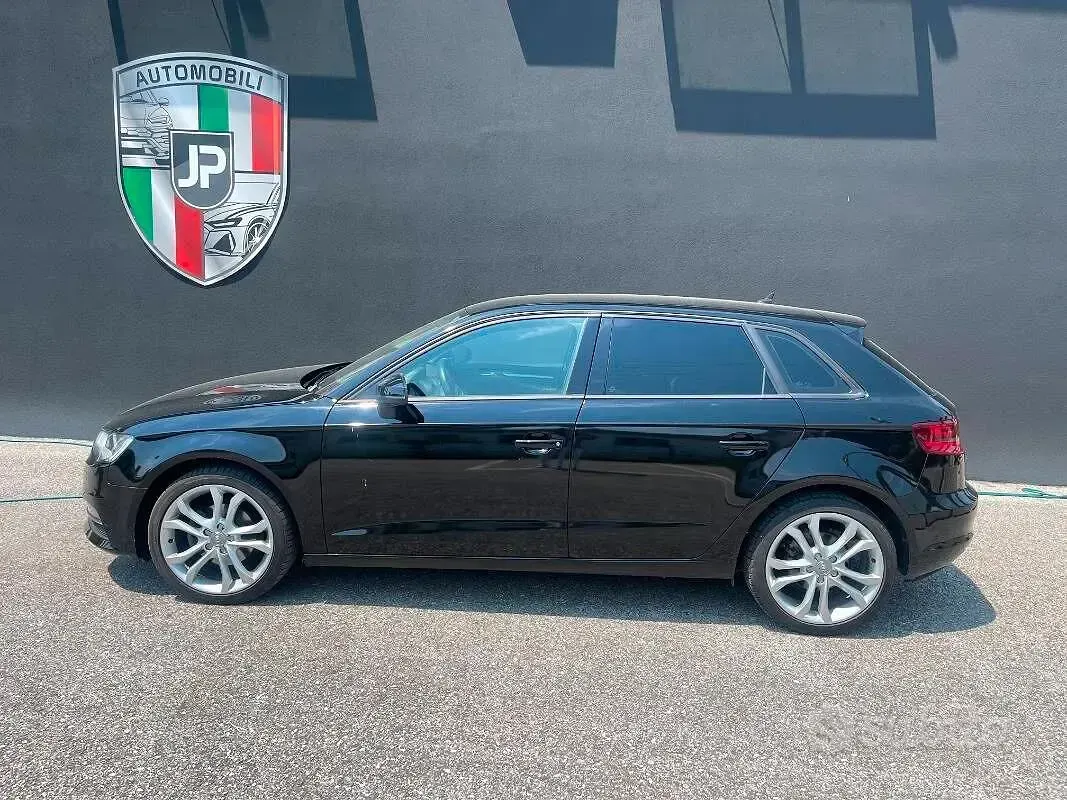 Usata Audi A3 Attraction 105 CV (77 kW) 2014 Nero Berlina