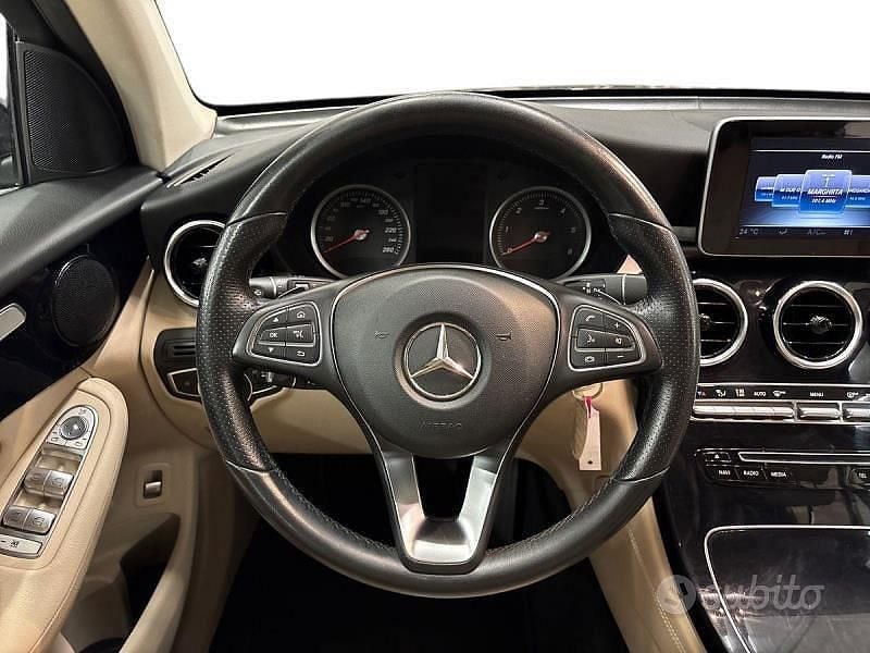 Usata Mercedes GLC250 Business 204 CV (150 kW) 2017 Blu SUV