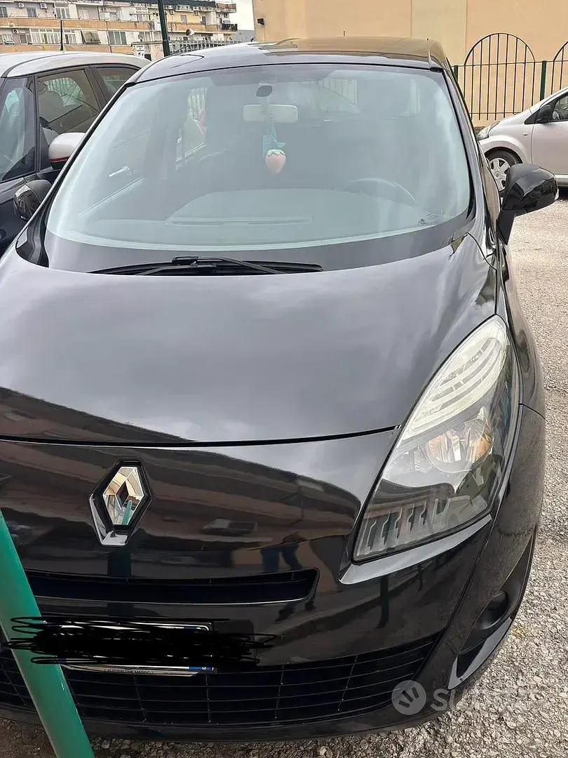 Usata Renault Scenic E-Tech 110 CV (80 kW) 2010 Monovolume