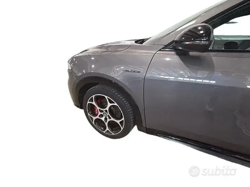 Usata Alfa Romeo Tonale Veloce 160 CV (117 kW) 2024 Grigio SUV