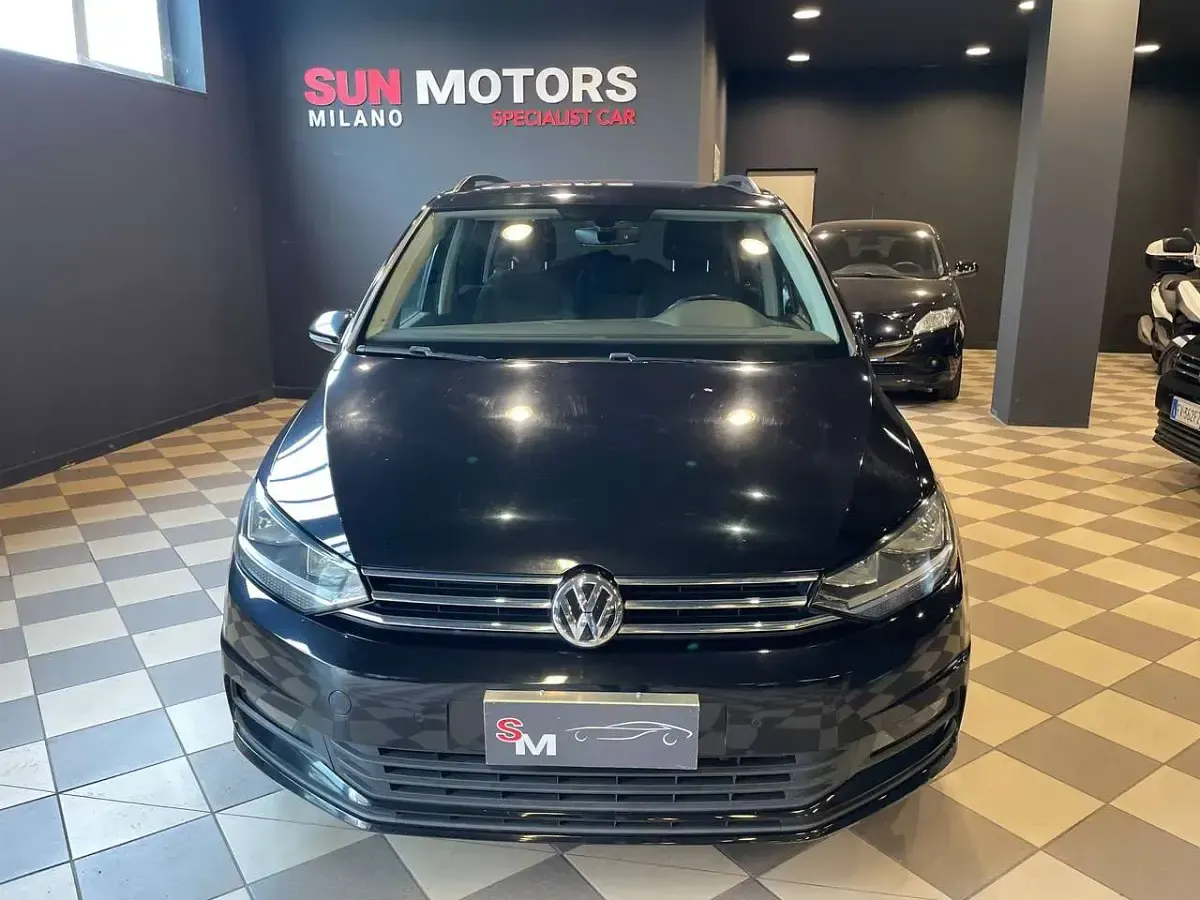 Usata VW Touran 116 CV (85 kW) 2017 Nero Monovolume