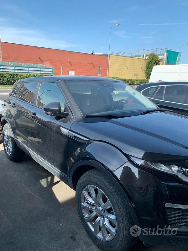 Usata Land Rover Range Rover evoque 150 CV (110 kW) 2015 Nero Station wagon