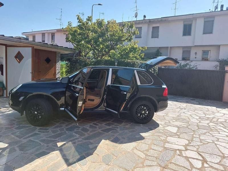 Usata Porsche Cayenne 250 CV (183 kW) 2004 Nero SUV