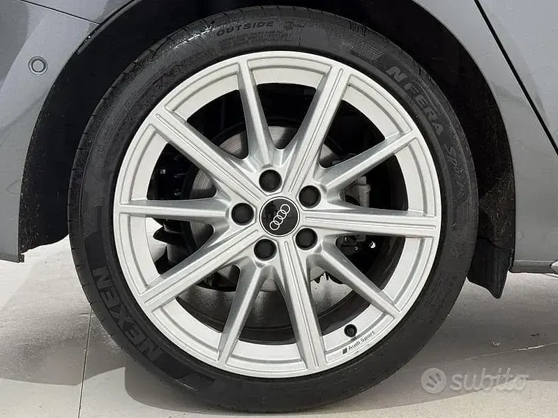 Usata Audi A3 S-Line 150 CV (110 kW) 2025 Grigio Berlina