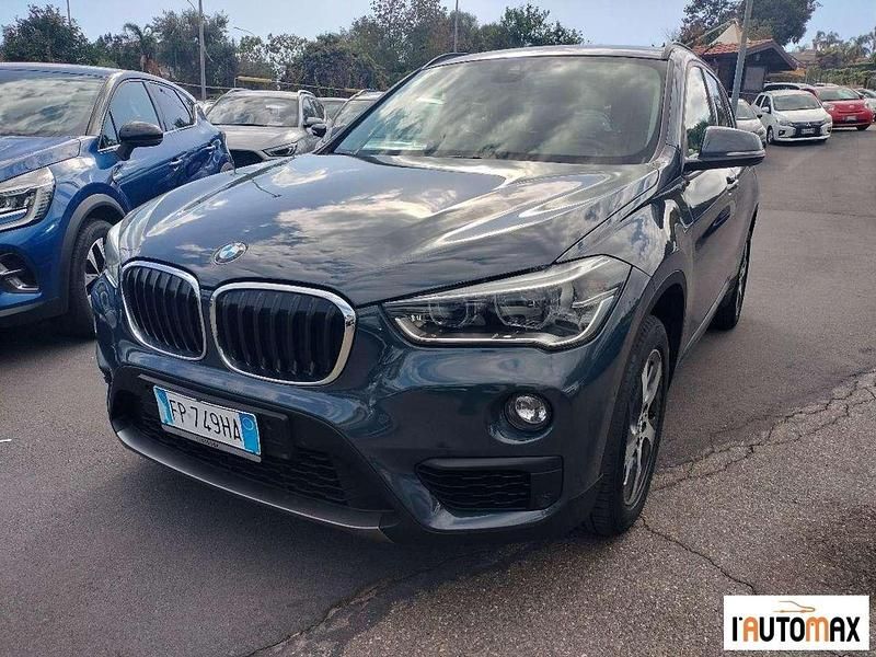 Grigio Usata 2018 BMW X1 Efficient Dynamics SUV | 13.900 € (Ottimo prezzo) - Immagine 1/4