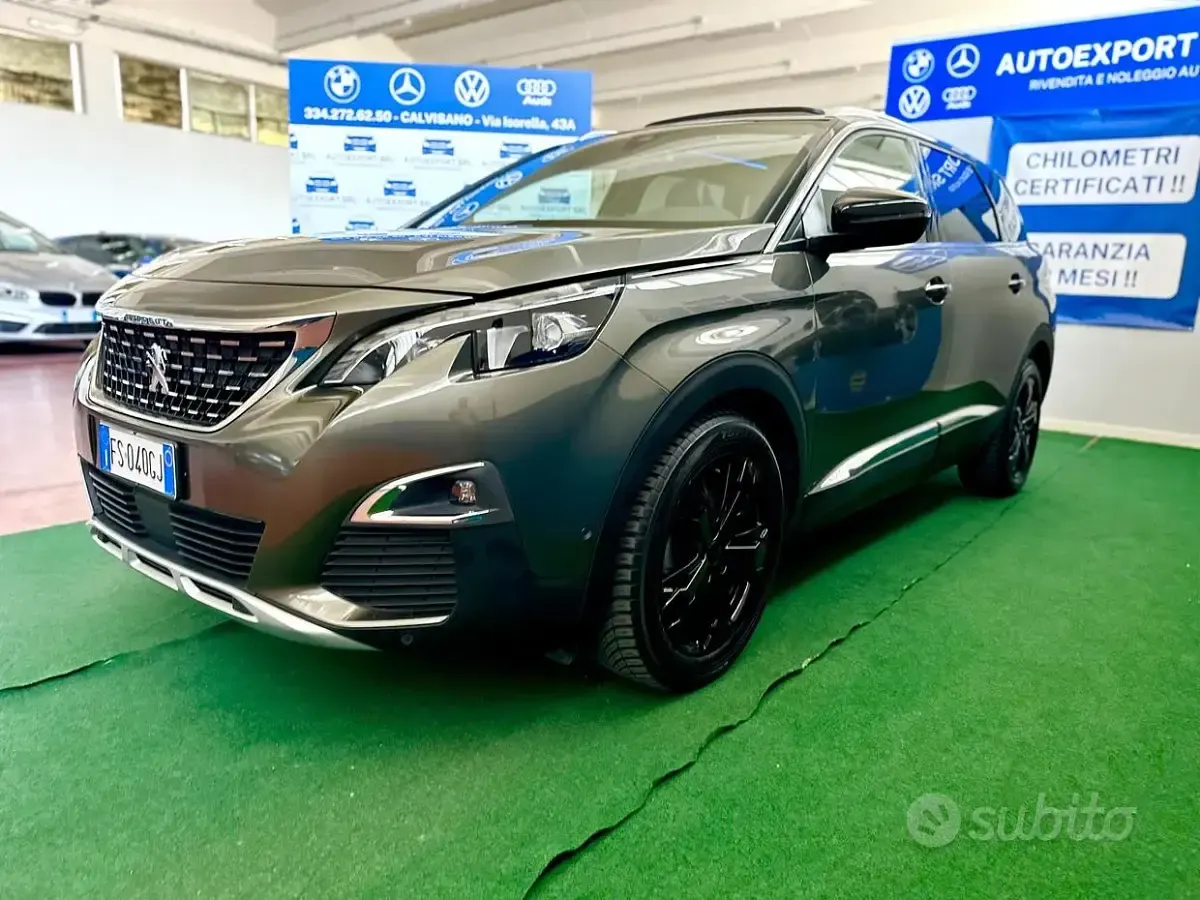 Usata Peugeot 5008 GT-line 150 CV (110 kW) 2018 Grigio SUV