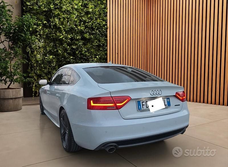Begagnad Audi A5 S-Line 245 HK (180 kW) 2015 Vit Sportkupé
