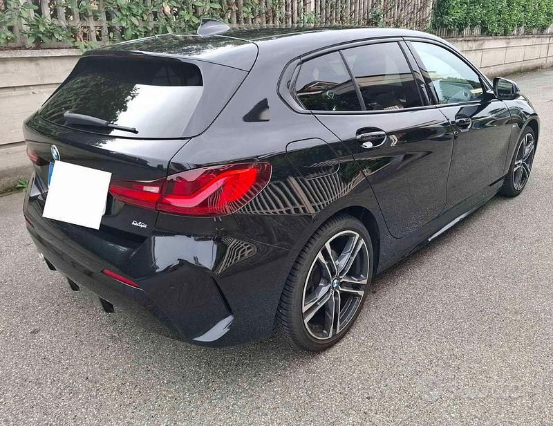 Usata BMW 118 M Sport 140 CV (102 kW) 2020 Nero Utilitaria