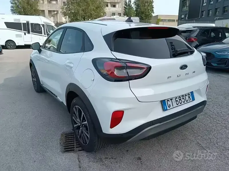 Usata Ford Puma Titanium 124 CV (91 kW) 2024 Bianco SUV