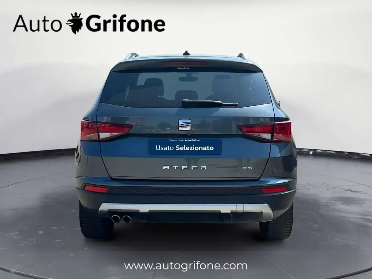 Usata Seat Ateca 4Drive 150 CV (110 kW) 2017 Grigio SUV
