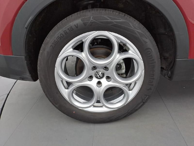 Usata Alfa Romeo Tonale Sprint 130 CV (95 kW) 2023 Rosso SUV