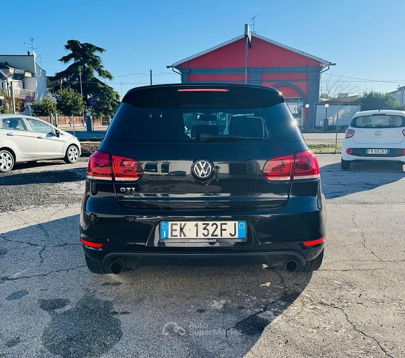 Usata VW Golf GTI 211 CV (155 kW) 2011 Nero Berlina