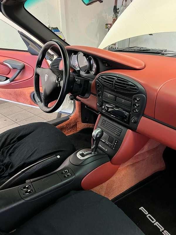 Usata Porsche 986 Boxster 252 CV (185 kW) 2001 Bianco Cabrio