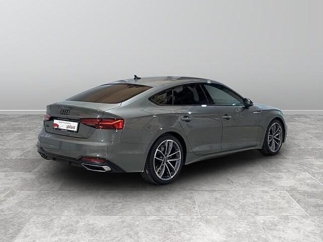 Usata Audi A5 Sportback S-Line 204 CV (150 kW) 2024 Grigio chronos metallizzato Utilitaria