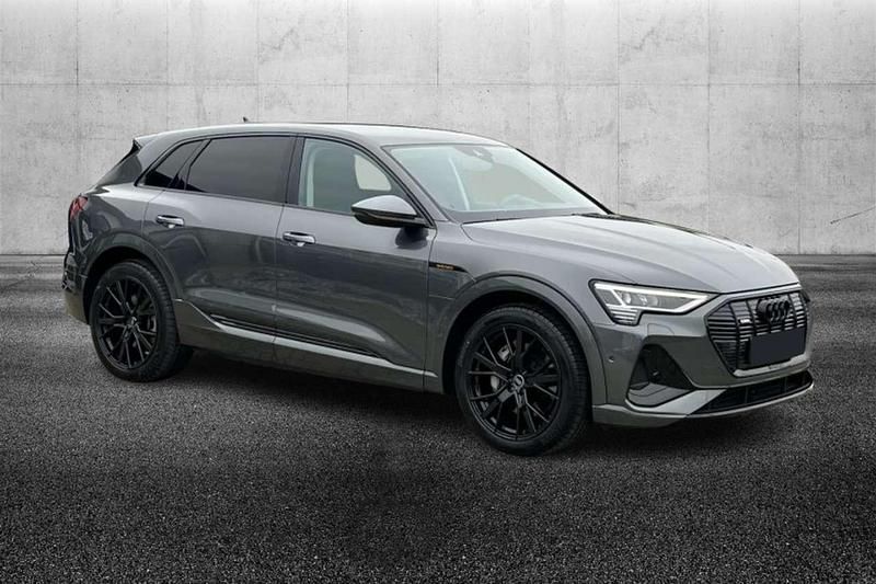 Usata Audi e-tron S-Line 158 kW (215 CV) 2022 Grigio SUV