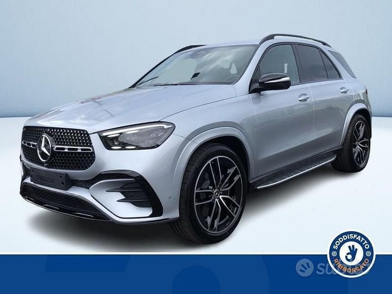 Nuova Mercedes GLE300 AMG 2025 Grigio SUV
