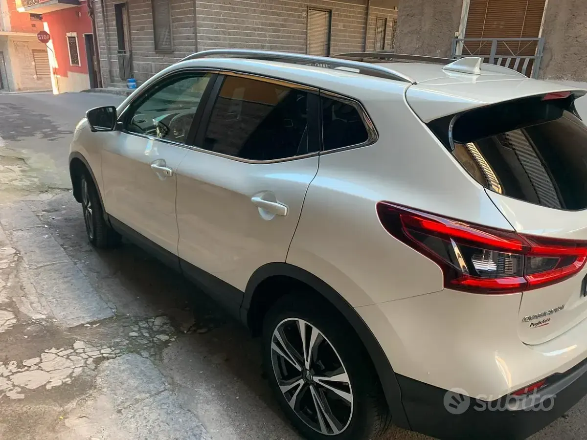 Usata Nissan Qashqai 116 CV (85 kW) 2018 Bianco SUV
