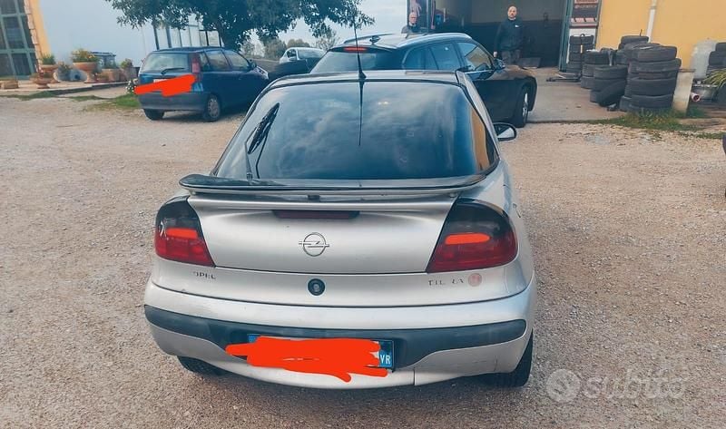 Usata Opel Tigra 90 CV (66 kW) 1999 Grigio Coupé