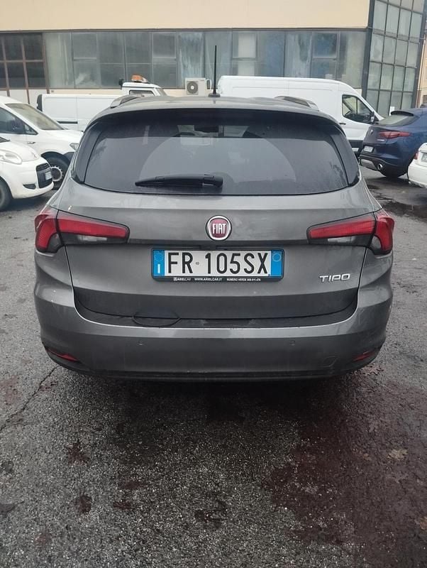 Usata Fiat Tipo Lounge 119 CV (87 kW) 2018 Grigio Station wagon
