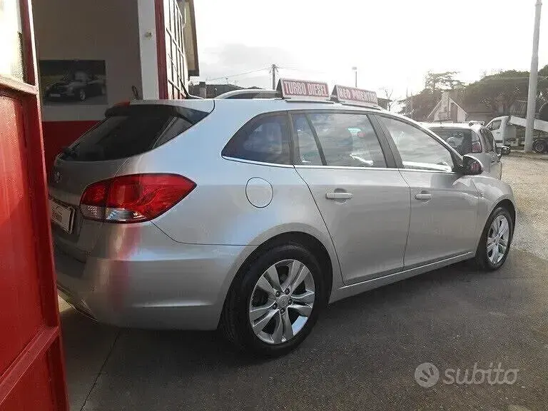 Usata Chevrolet Cruze 131 CV (96 kW) 2013 Grigio Station wagon