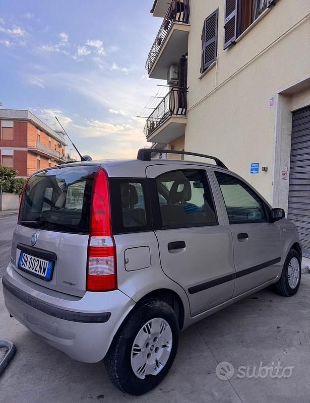 Usata Fiat Panda 70 CV (51 kW) 2007 Grigio Utilitaria