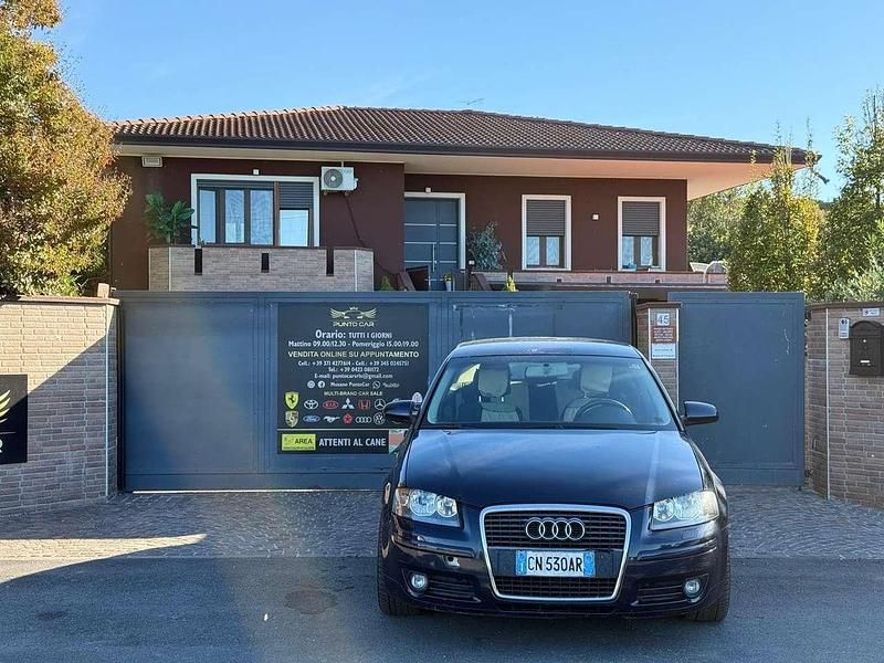Usata Audi A3 Ambiente 105 CV (77 kW) 2004 Blu/azzurro Utilitaria