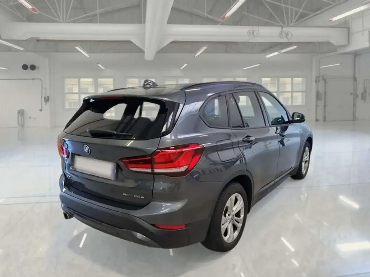 Usata BMW X1 Advantage 125 CV (91 kW) 2022 Grigio SUV