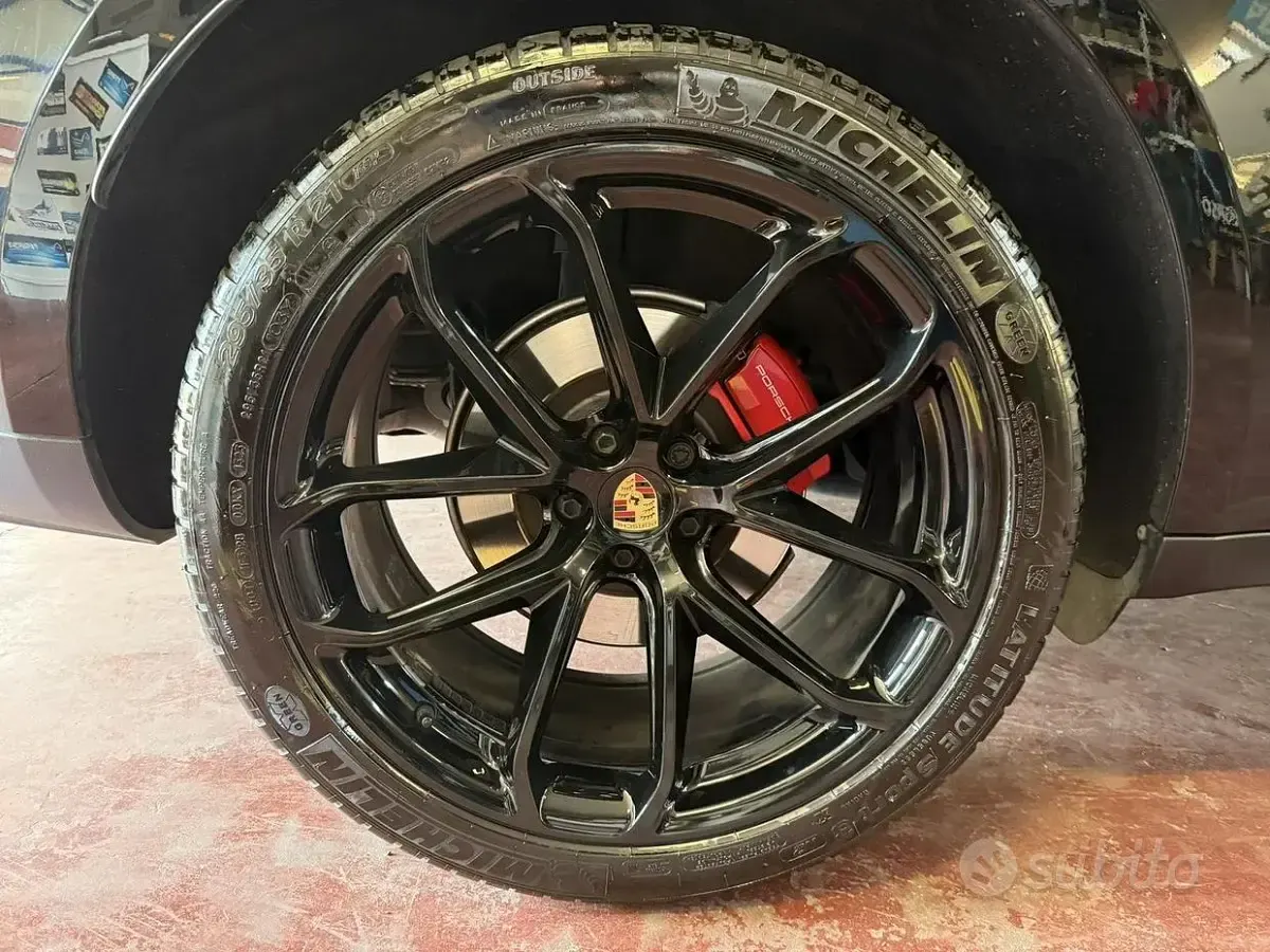 Usata Porsche Macan S 381 CV (280 kW) 2024 Nero SUV