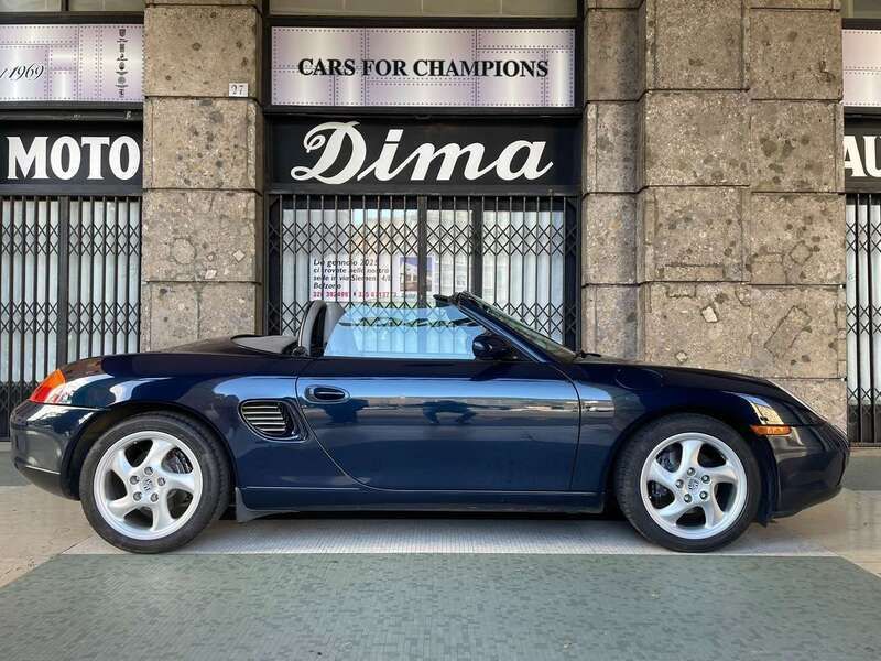Usata Porsche Boxster 220 CV (161 kW) 2000 Blu/azzurro Cabrio