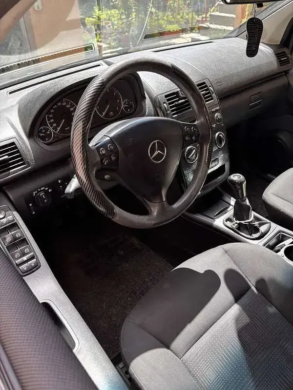 Usata Mercedes A160 Executive 95 CV (69 kW) 2011 Utilitaria