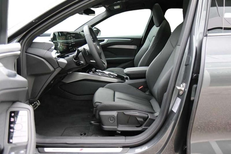 Nuova Audi A6 S-Line 204 CV (150 kW) 2025 Grigio Station wagon