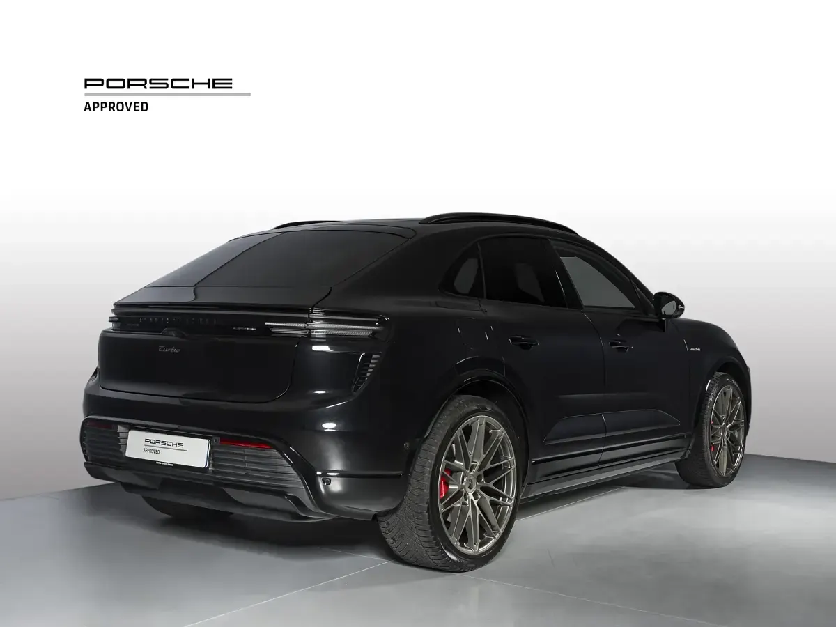 Usata Porsche Macan 330 kW (449 CV) 2024 Nero jet metallizzato SUV