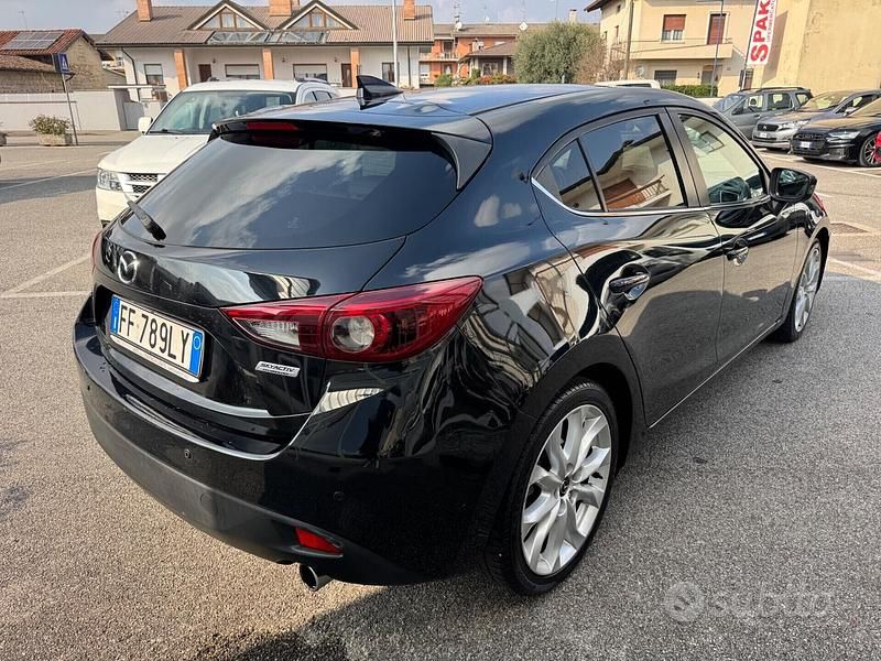 Usata Mazda 3 Exceed 150 CV (110 kW) 2017 Blu Berlina