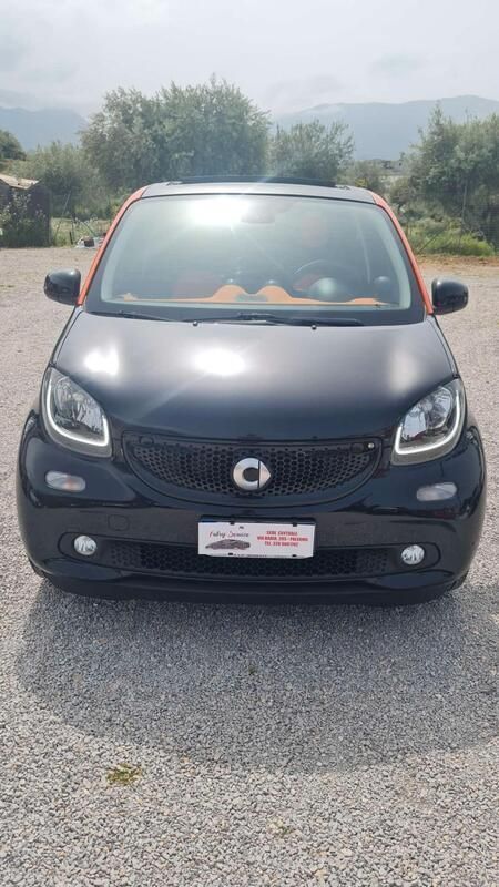 Usata Smart ForFour Passion 89 CV (65 kW) 2015 Nero Utilitaria