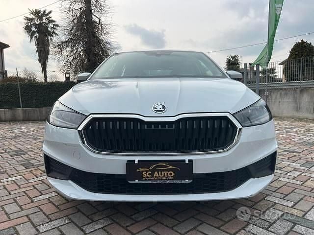 Usata Skoda Fabia Ambition 95 CV (69 kW) 2022 Bianco Utilitaria