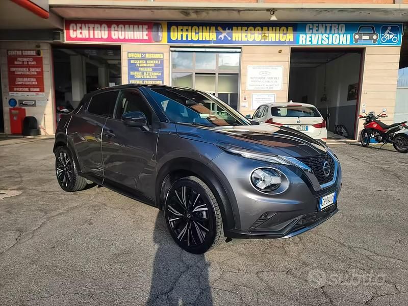 Usata Nissan Juke 117 CV (86 kW) 2020 Grigio SUV