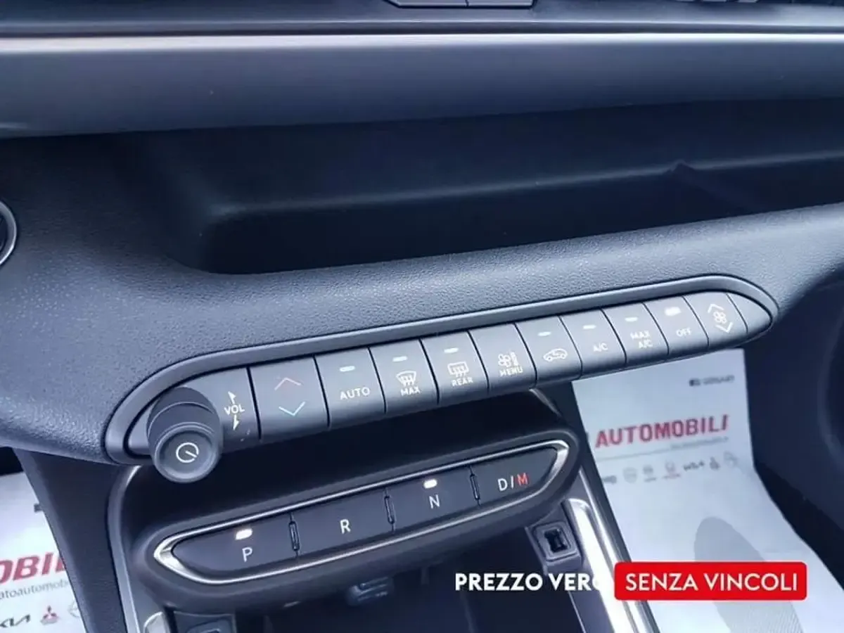 Nuova Jeep Avenger Summit 100 CV (73 kW) 2026 Nero SUV