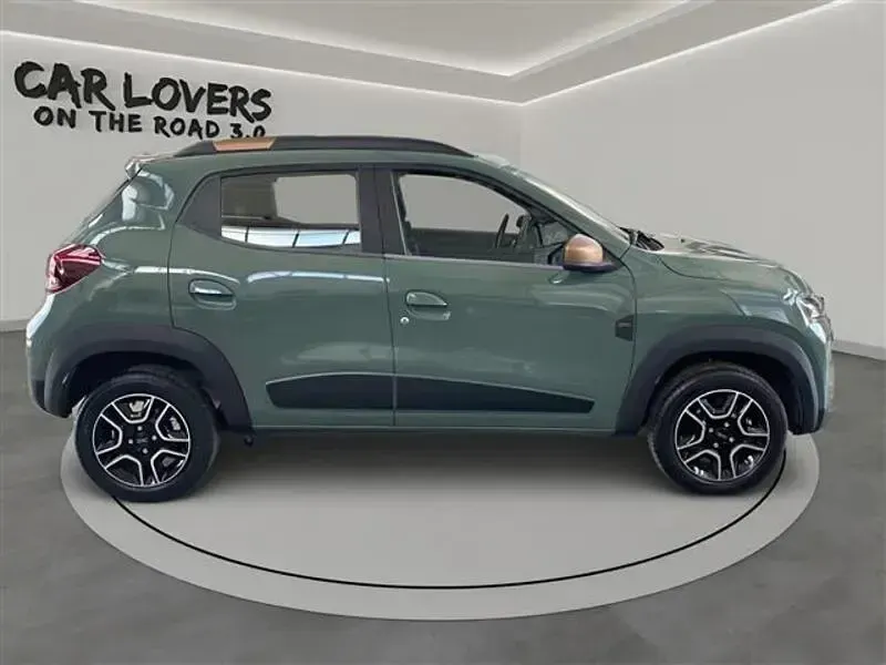 Usado Dacia Spring Extreme 47 kW (65 CV) 2023 Verde Utilitario