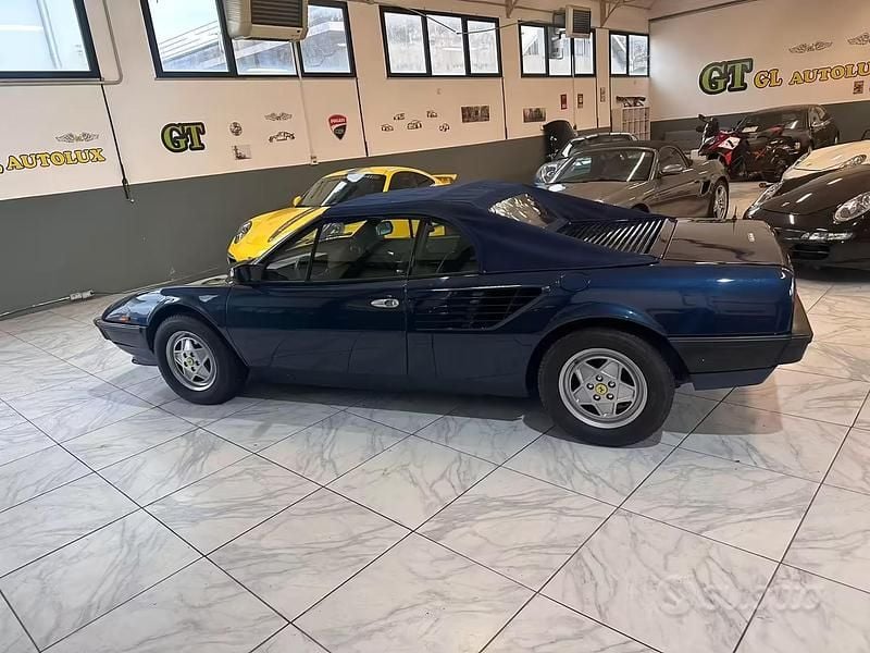 Usata Ferrari Mondial 1984 Blu Cabrio