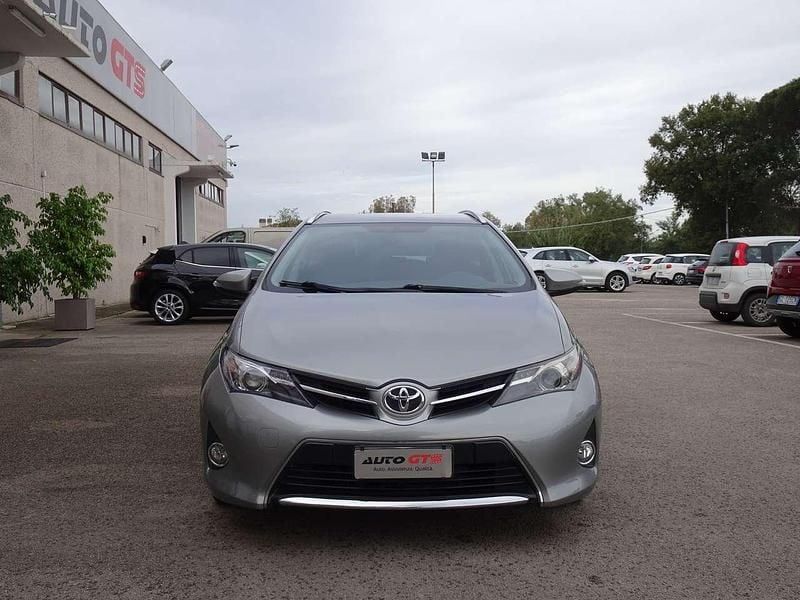 Usata Toyota Auris Active 90 CV (66 kW) 2014 Grigio Station wagon