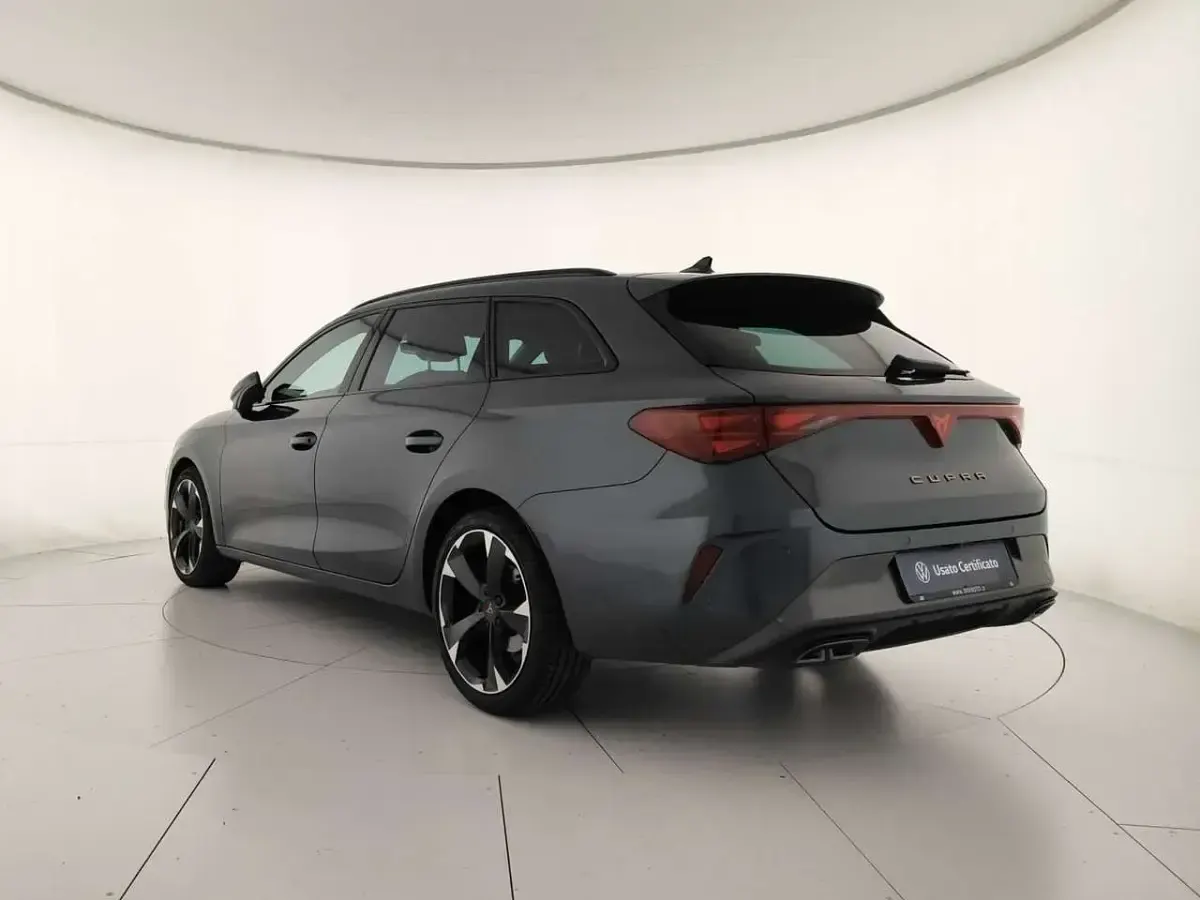 Usata Cupra Leon 150 CV (110 kW) 2024 Magnetic tech Station wagon